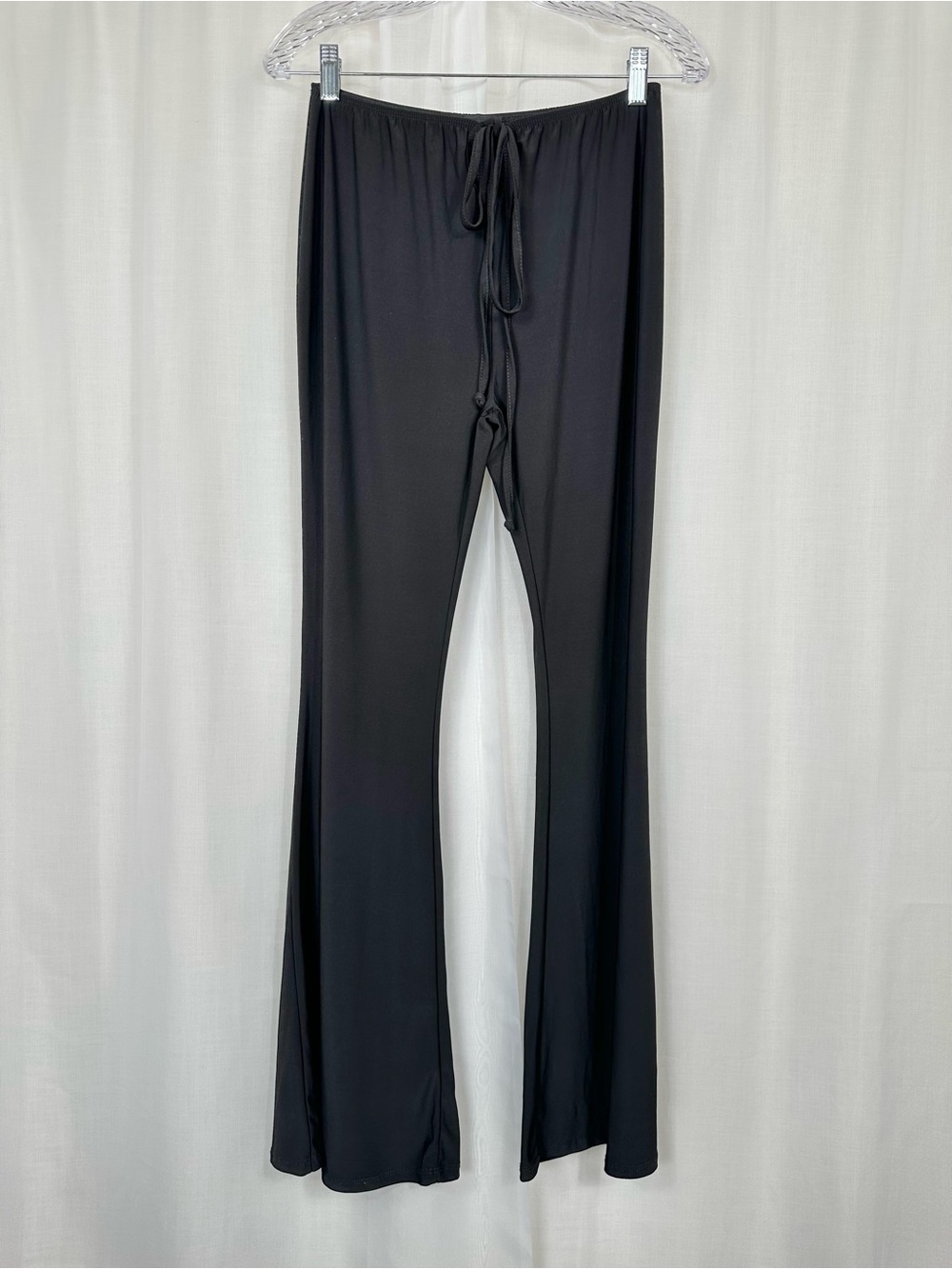 Just Polly Black High Waisted Flare‎ Leg Pants Keyhole Drawstring Waist Size L